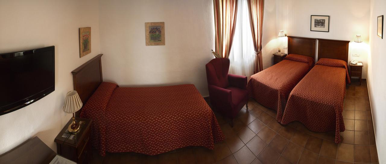 Hotel Los Olivos Arcos de la Frontera Buitenkant foto